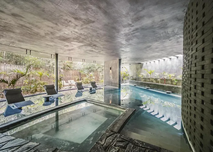Apartment Romantic Garden W Private Pool Access