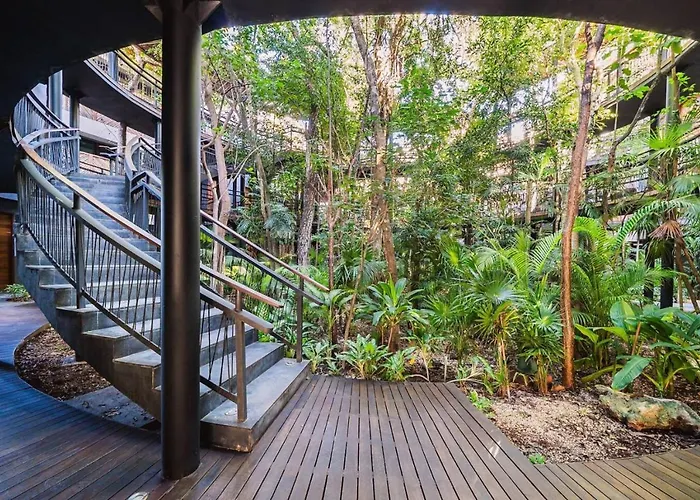 Apartment Romantic Garden W Private Pool Access